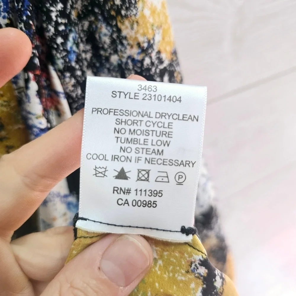 Tory Burch‎ 100% Silk Abstract Print Long Sleeve Top Size 8 Multi-Color Blouse